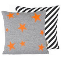Ferm Living-neon kussen stars-oranje sterren-5292